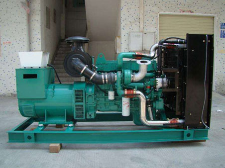 宝兴1100kw康明斯柴油发电机组图片 宝兴1100kw康明斯柴油发电机组图片
