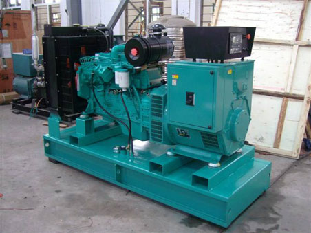 宝兴200kw康明斯柴油发电机组图片 宝兴200kw康明斯柴油发电机组图片